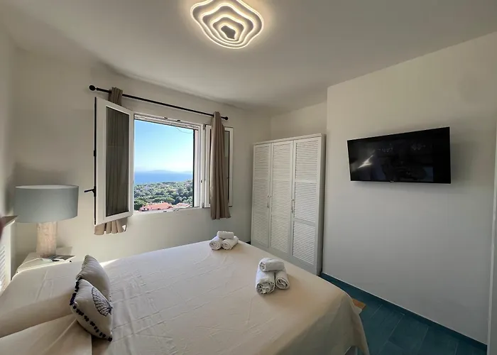 Isola D' Elba La Finestra Nel Blu Capoliveri (Isola d'Elba)